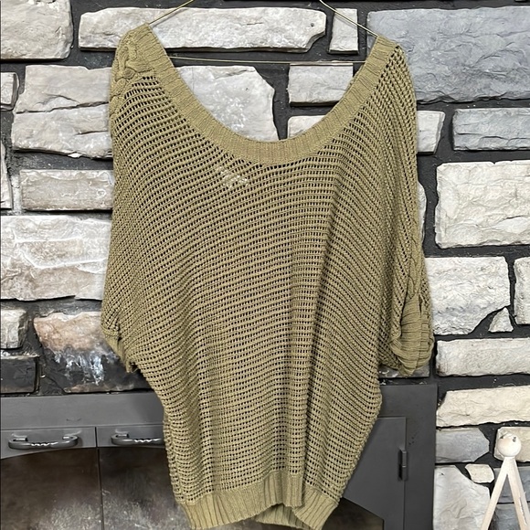 American Eagle Outfitters Sweaters - American Eagle Outfitters Sage Green Scoop Neck Sweater